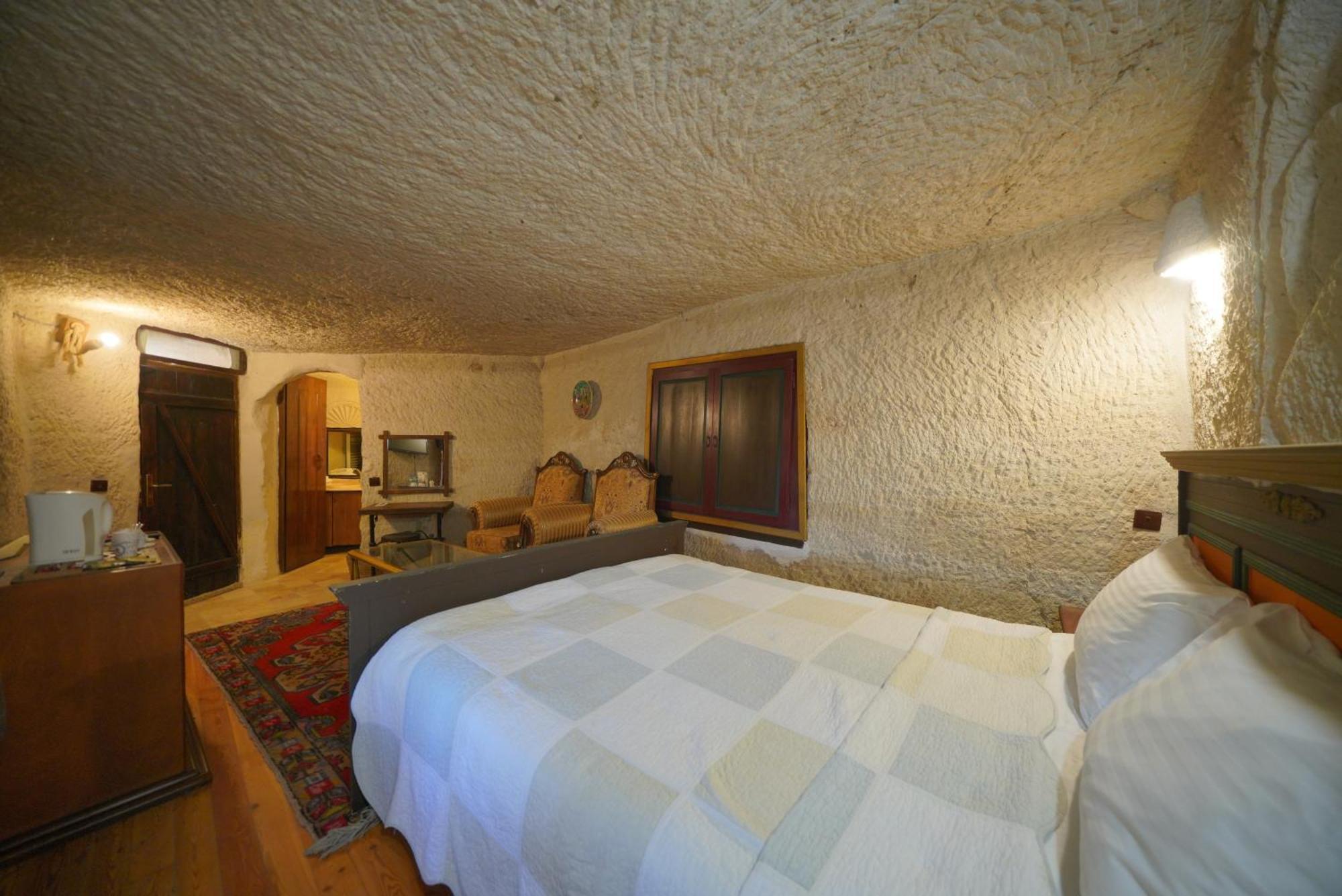 Turan Cappadocia Cave Hotell Göreme Exteriör bild