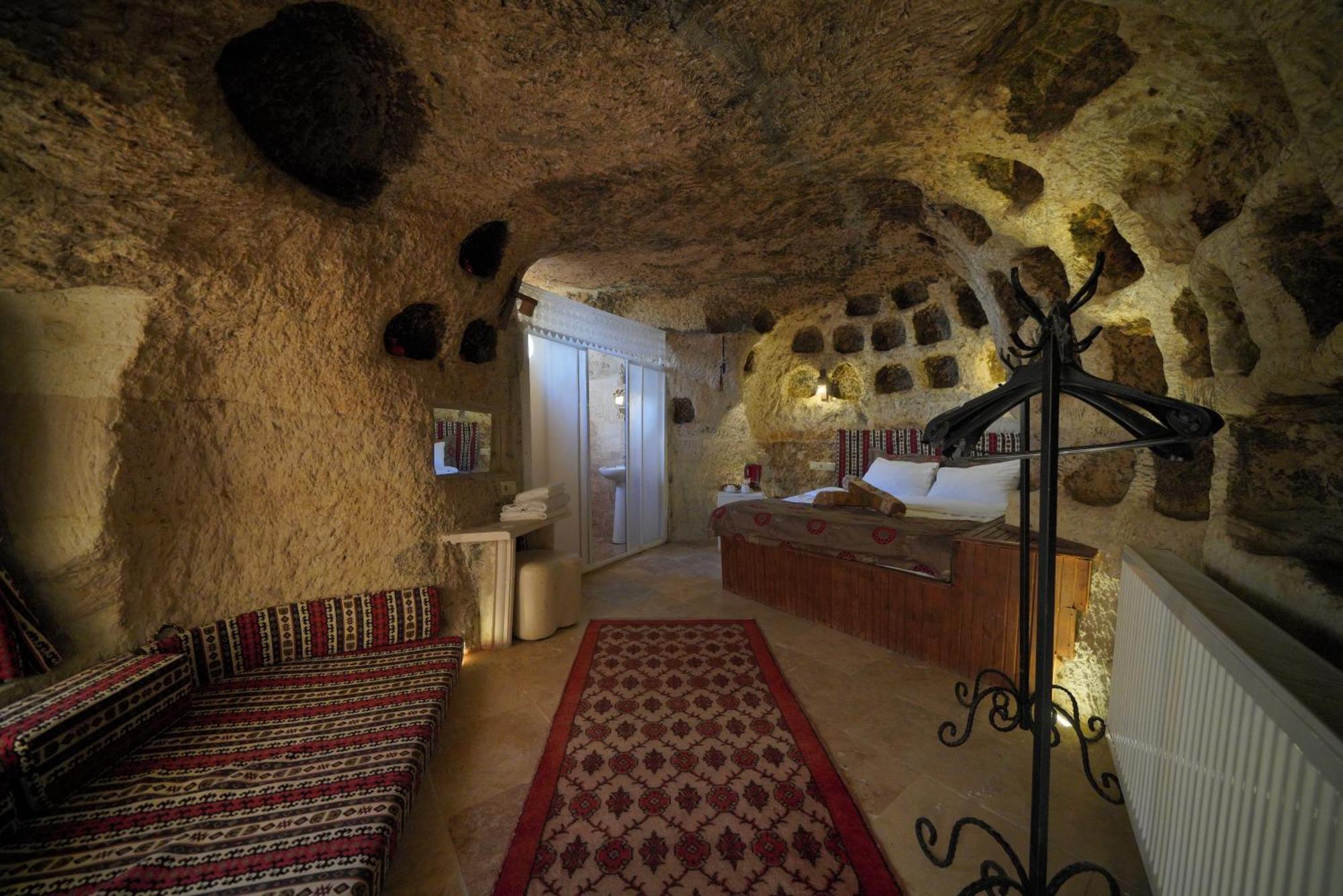 Turan Cappadocia Cave Hotell Göreme Exteriör bild